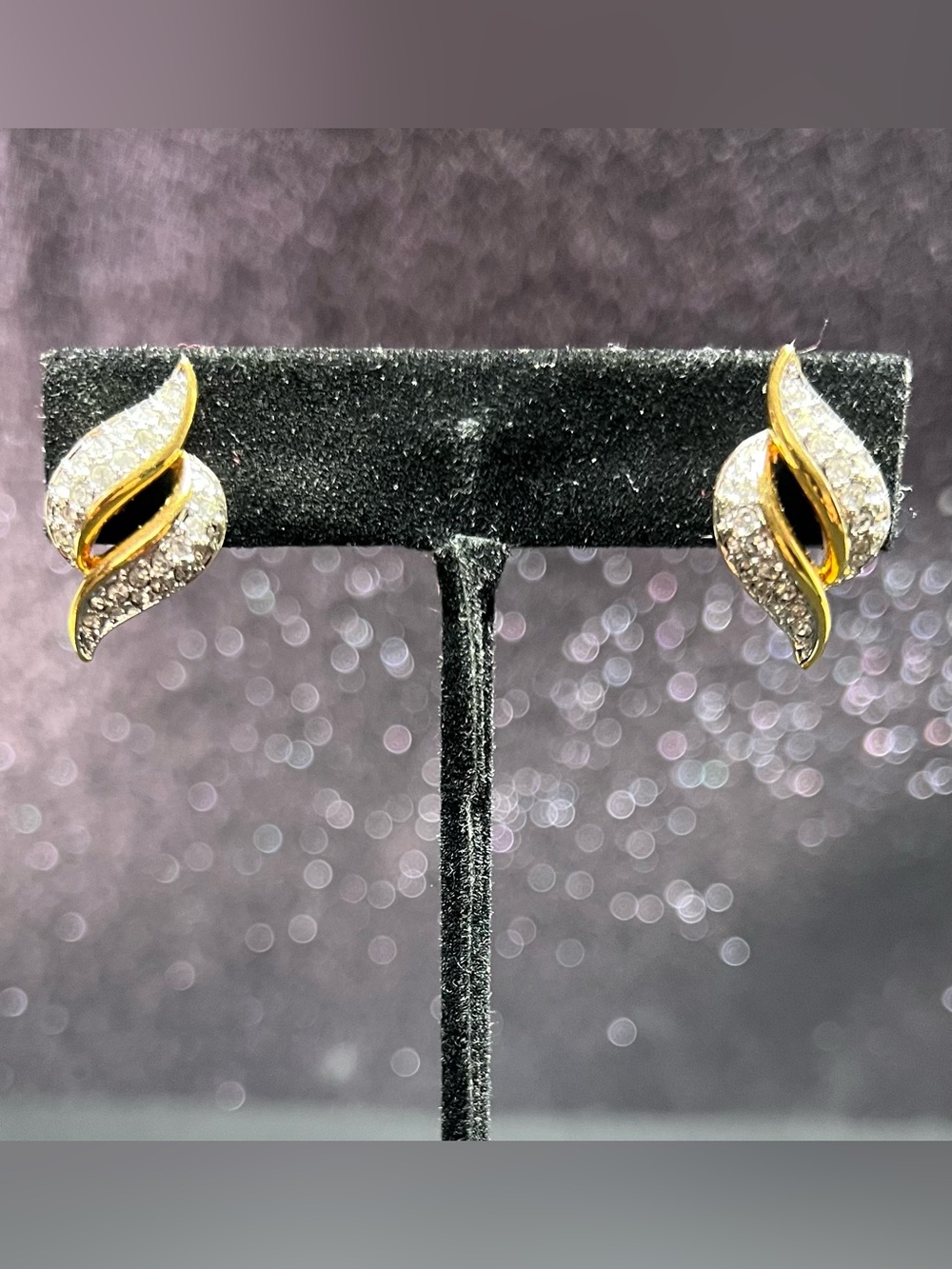 Swarvorski gold toned stud earrings